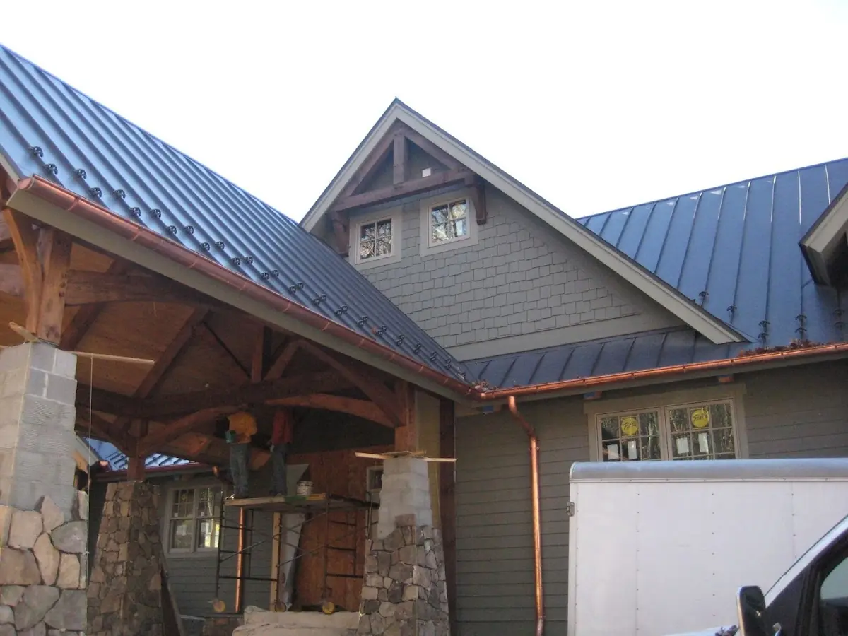 Craftsman Roofing team delivering quality roofing work in North Perris